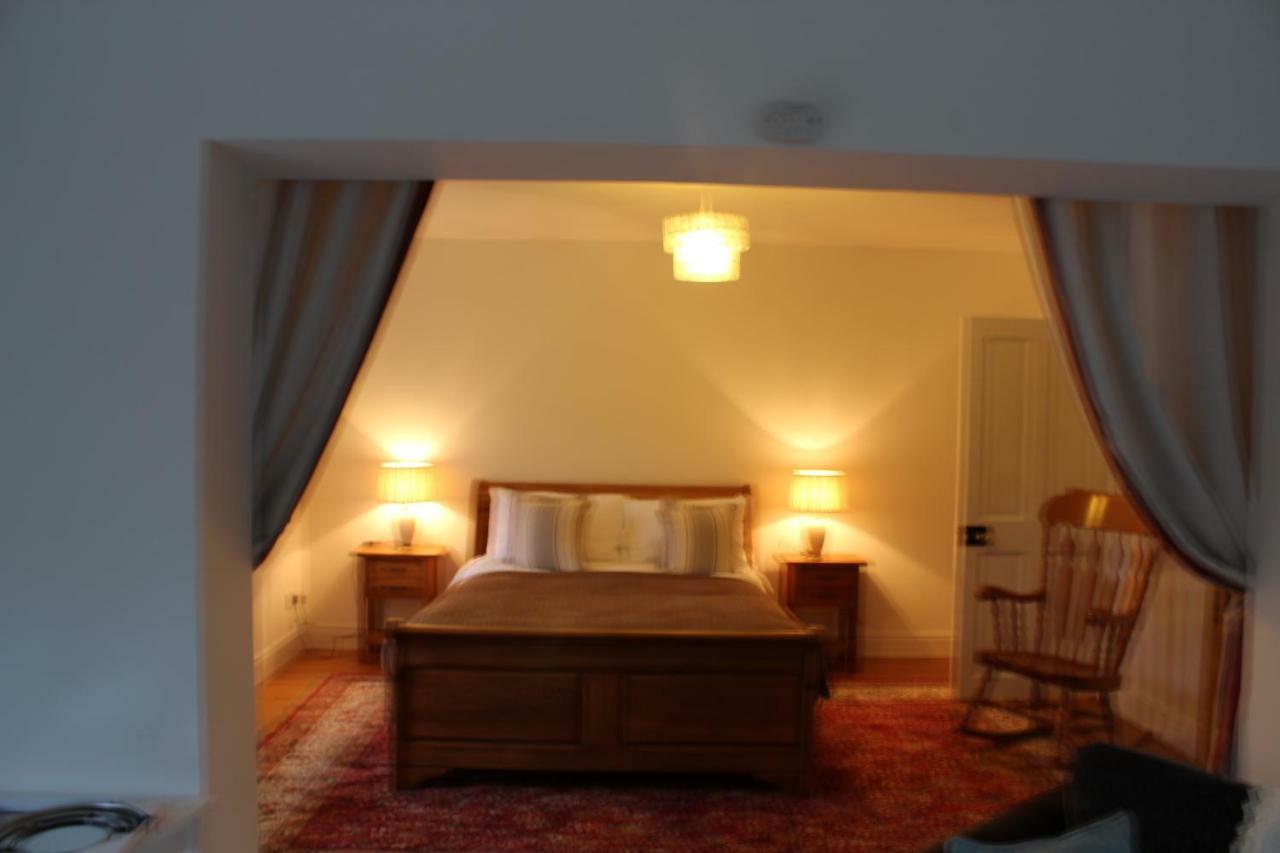 Bunlin Heights Self Catering Studio 밀퍼드 외부 사진