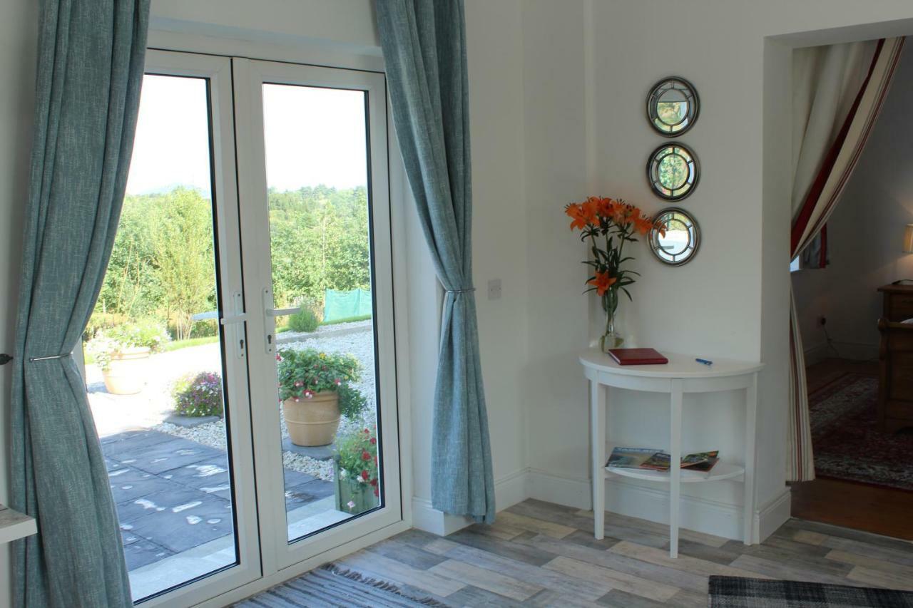 Bunlin Heights Self Catering Studio 밀퍼드 외부 사진
